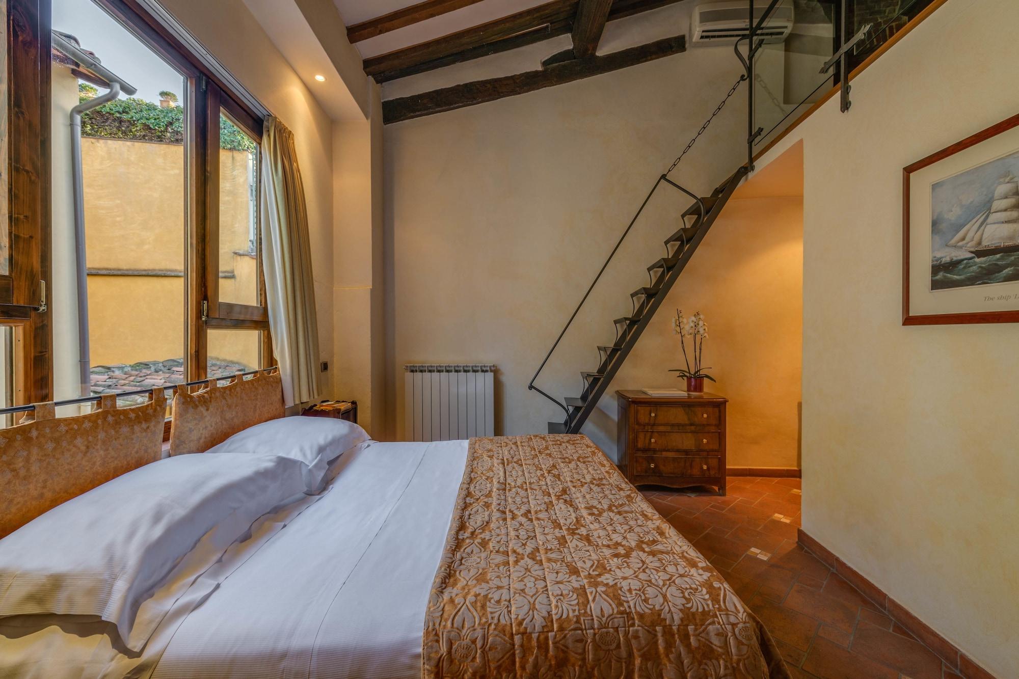 Residenza D'Epoca In Piazza della Signoria Bed and Breakfast Firenze Esterno foto